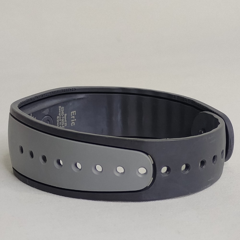 Disney Magic Bands Gray "Eric" Mickey Mouse Park Admission Band ID Bracelet - Picture 2 of 9